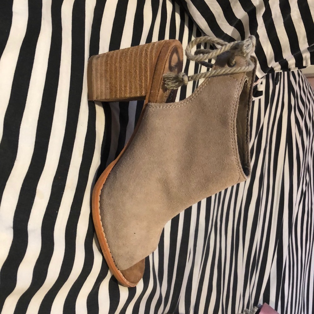 Tom heels (good condition)